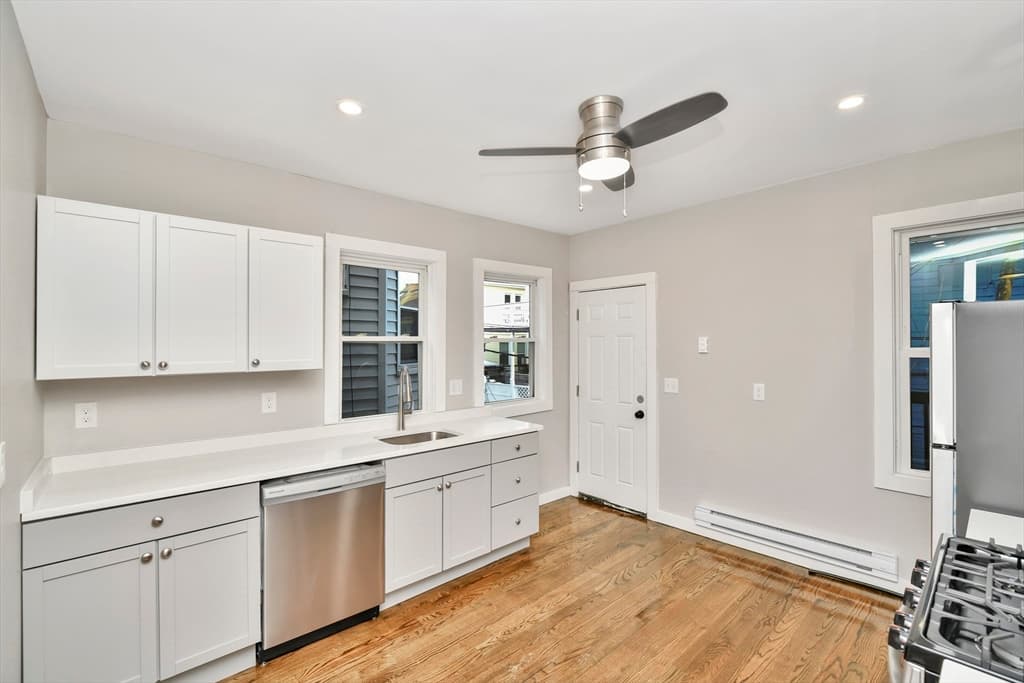 3 Family at 81 Ellington St, Boston MA 02121, Boston, photo 5 of 20