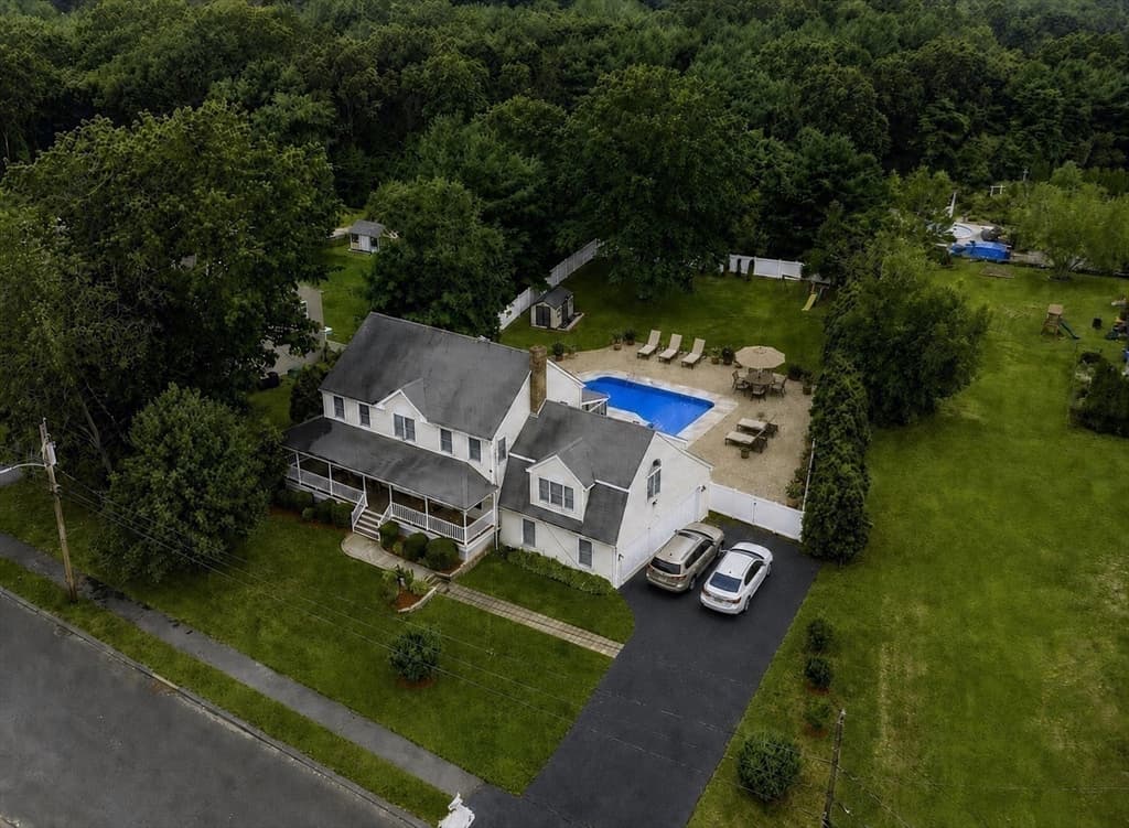 Single Family Residence at 3 Taylor Rd, Bellingham MA 02019, Bellingham, photo 38 of 42