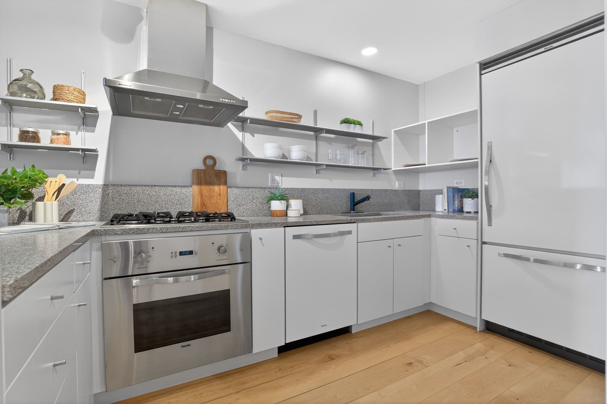 Condominium at 25 Channel Center St # 1107, Boston MA 02210, photo 15 of 36