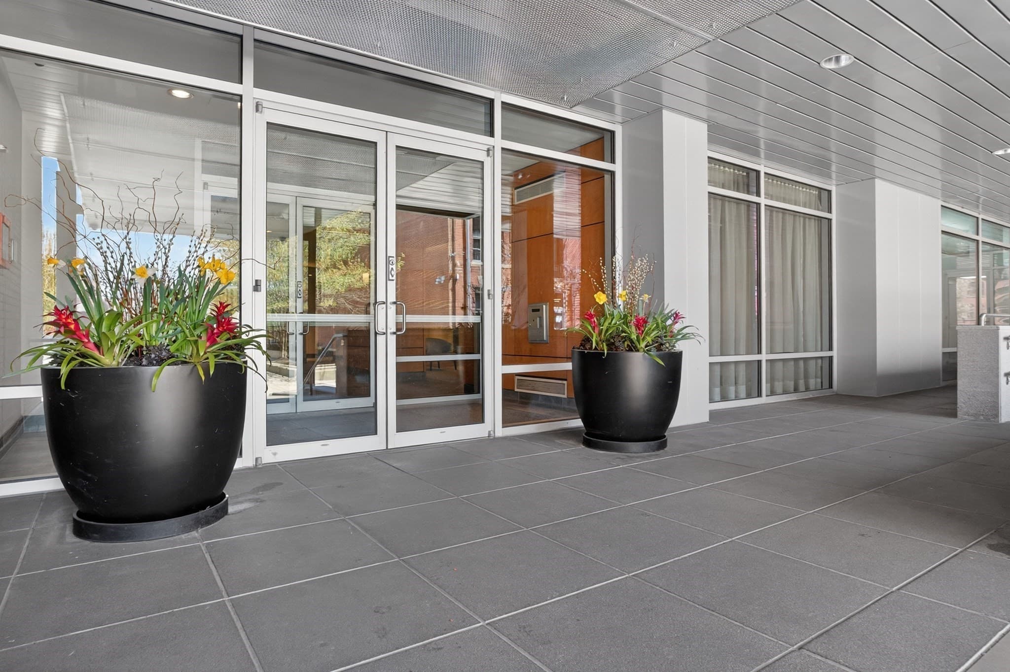 Condominium at 25 Channel Center St # 1107, Boston MA 02210, photo 29 of 36
