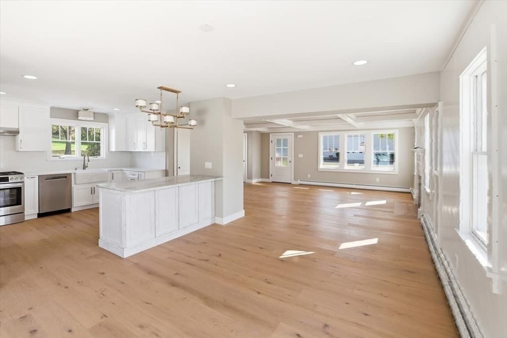 Single Family Residence at 10 Vesper Ave, Falmouth MA 02540, photo 19 of 42