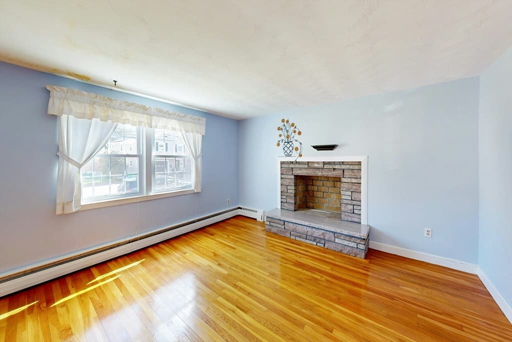 Single Family Residence at 15 Rose St, Milton MA 02186, photo 2 of 18