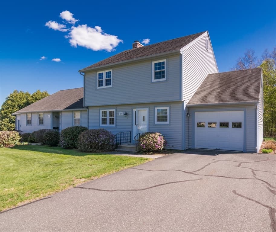 6 Duncan Dr # B, Deerfield MA 01373