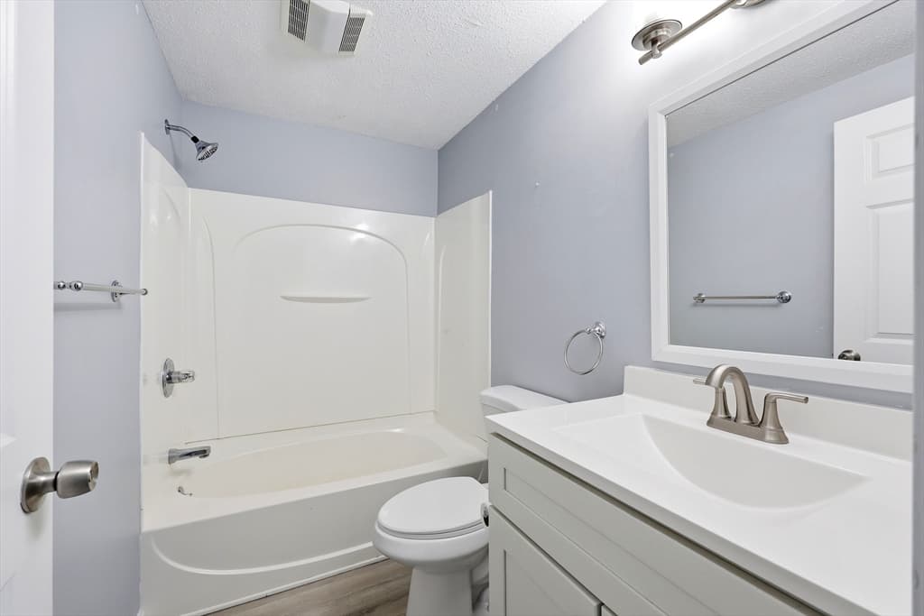 Condominium at 8 Maple Crest Cir # C, Holyoke MA 01040, Holyoke, photo 3 of 18