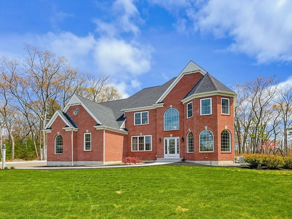 15 Ridge Rd, Wrentham MA 02093 photo 3