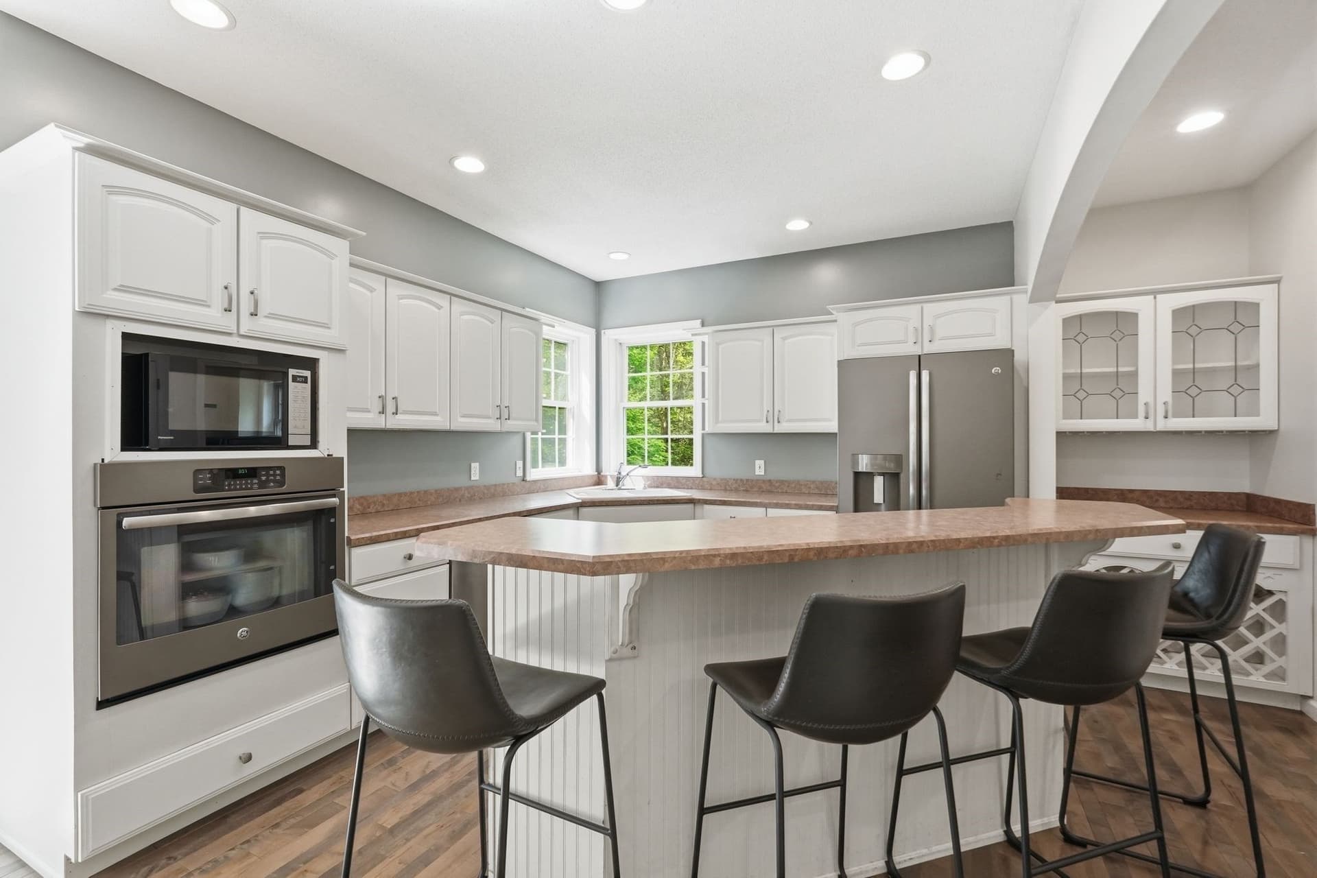 Single Family Residence at 81 Sheffield Dr, Belchertown MA 01007, photo 13 of 40