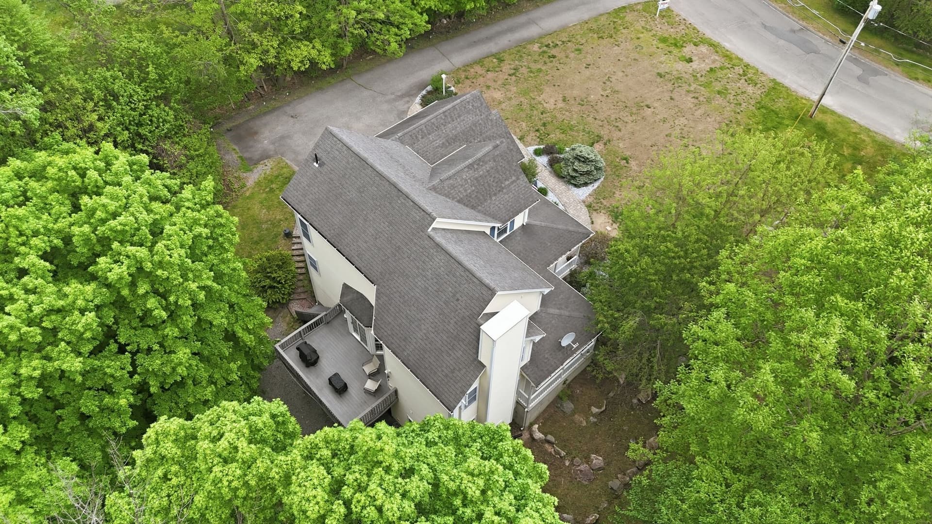 Single Family Residence at 81 Sheffield Dr, Belchertown MA 01007, photo 40 of 40