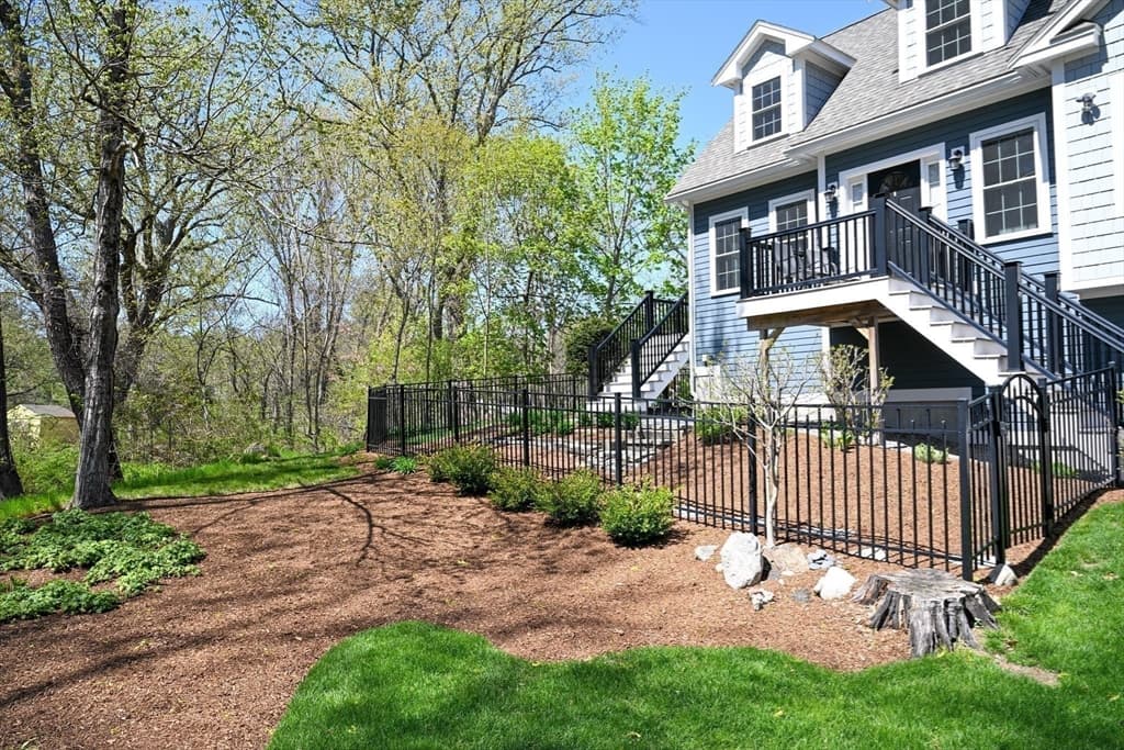 Condominium at 60 Harding St # C, Medfield MA 02052, Medfield, photo 32 of 41