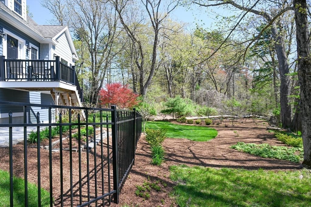 Condominium at 60 Harding St # C, Medfield MA 02052, Medfield, photo 34 of 41