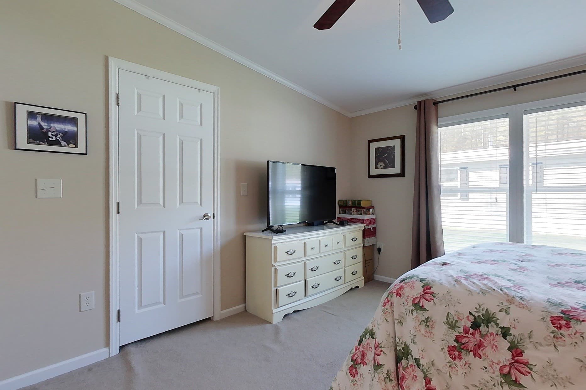 Mobile Home at 5 Asher Ln, Pepperell MA 01463, Pepperell, photo 17 of 32