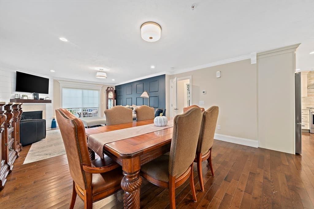 Single Family Residence at 6 Audubon Way, Canton MA 02021, Canton, photo 9 of 38