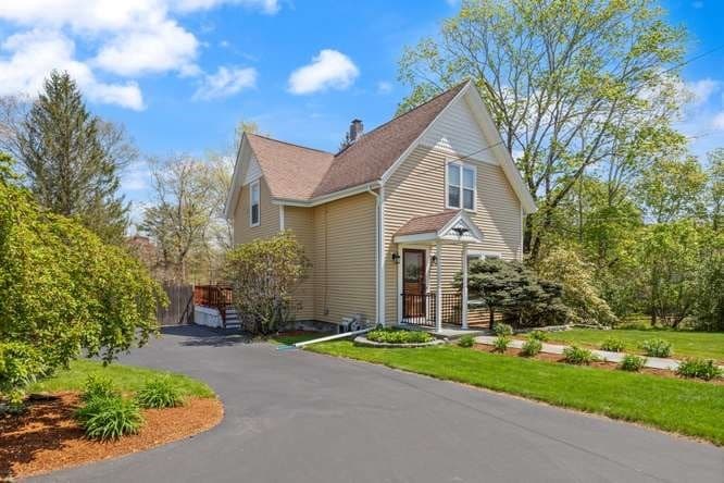 Single Family Residence at 56 S. Worcester St, Norton MA 02766, photo 3 of 41