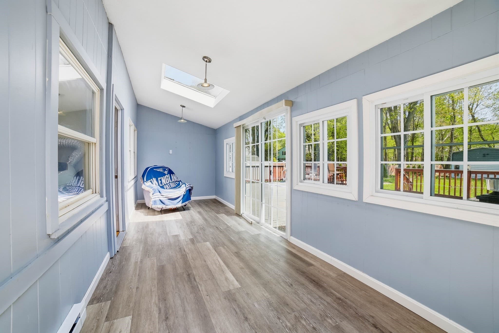 Single Family Residence at 11 Hampton St, Auburn MA 01501, Auburn, photo 16 of 42