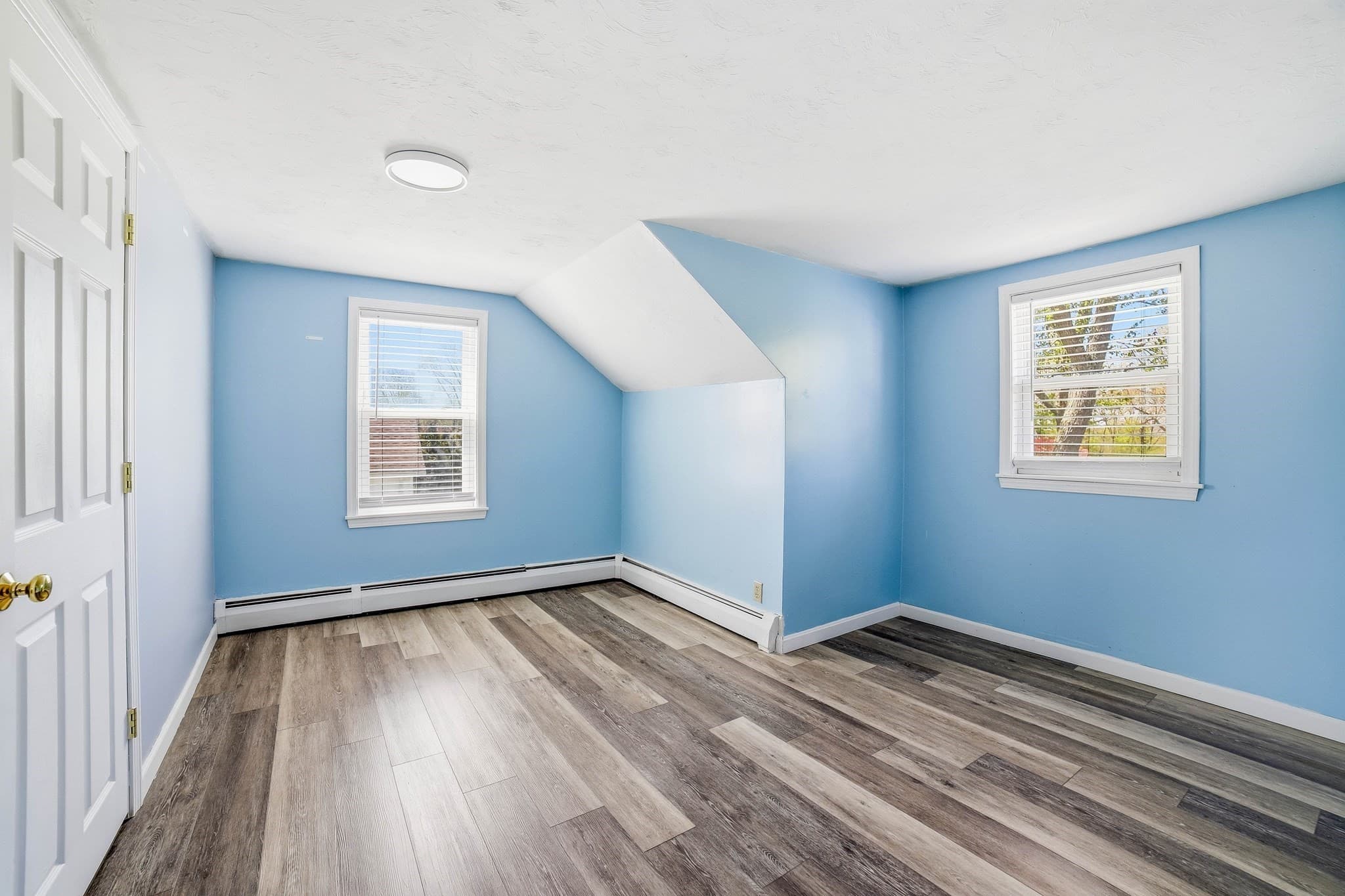 Single Family Residence at 11 Hampton St, Auburn MA 01501, Auburn, photo 32 of 42