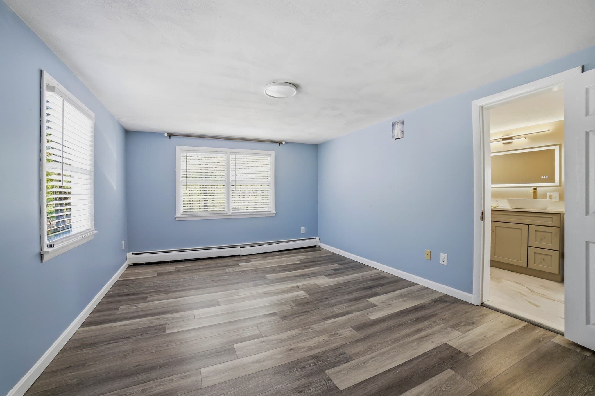 Single Family Residence at 11 Hampton St, Auburn MA 01501, Auburn, photo 31 of 42