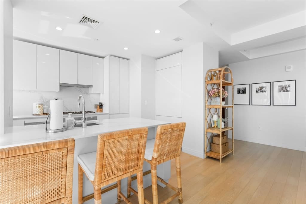 133 Seaport Blvd # 1022, Boston MA 02210 photo 5