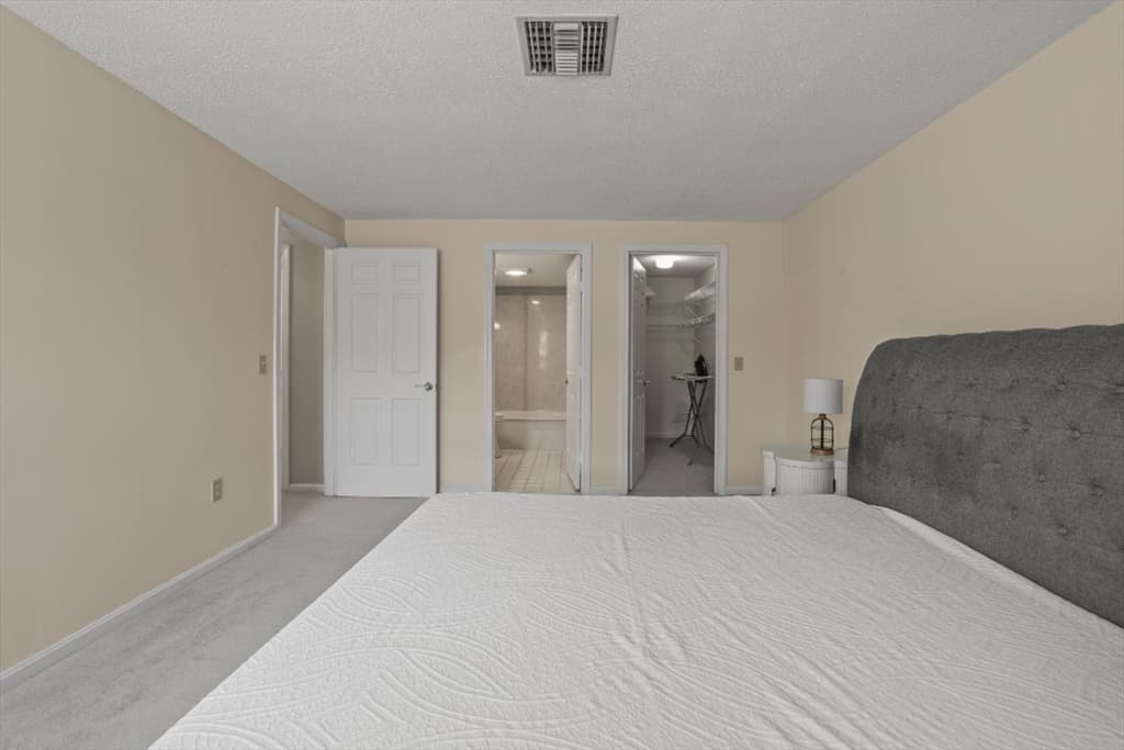 4234 North Main St # 208, Fall River MA 02720 photo 11