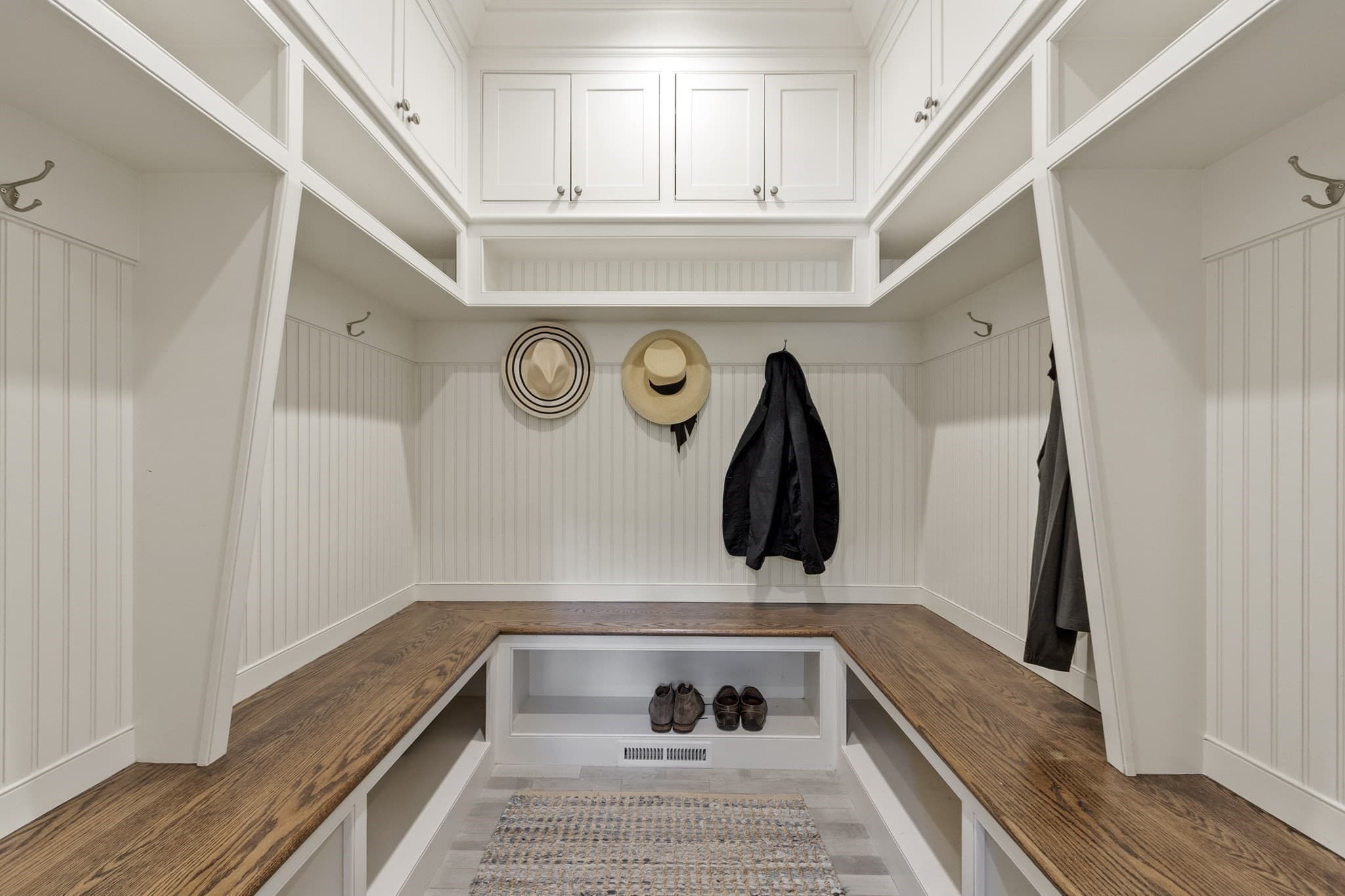 Single Family Residence at 343 Nashawtuc Rd, Concord MA 01742, Concord, photo 9 of 41
