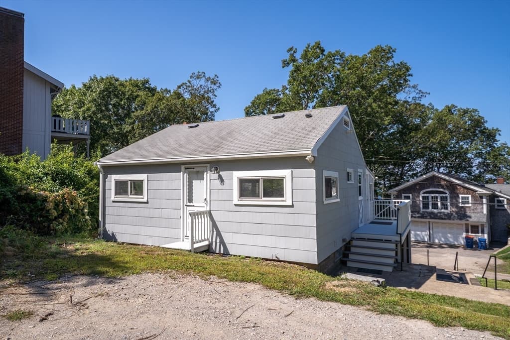 Single Family Residence at 41 Bay Shore Dr, Plymouth MA 02360, Plymouth, photo 32 of 41