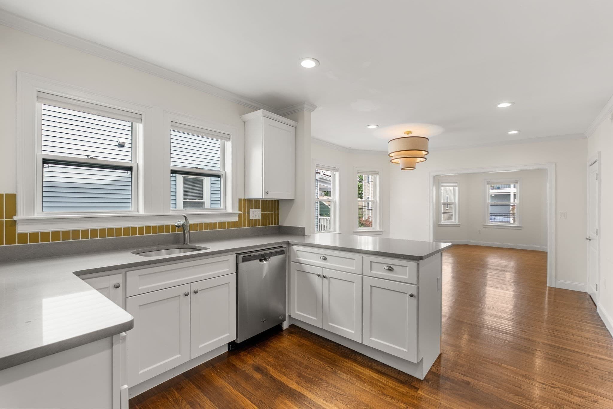 Condominium at 25 Granfield Ave # 2, Boston MA 02131, Boston, photo 7 of 41