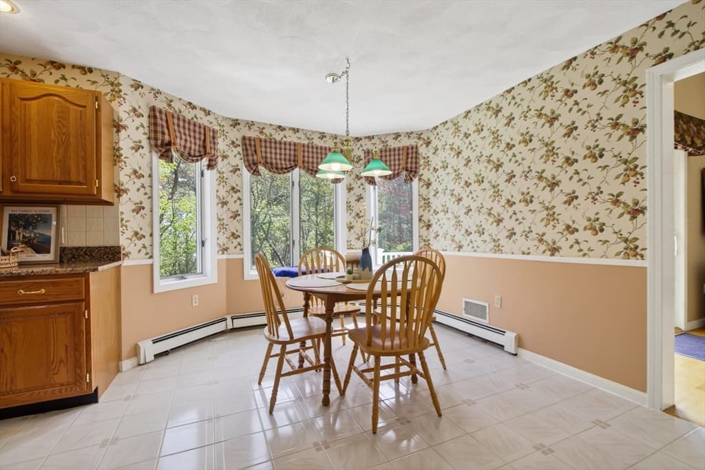 Single Family Residence at 43 Hampshire Road, Peabody MA 01960, Peabody, photo 10 of 41