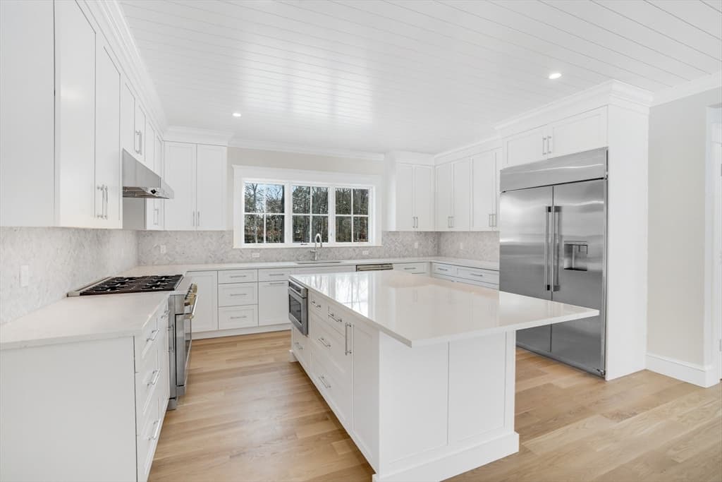 9 Marthas Way, Edgartown MA 02539 photo 14