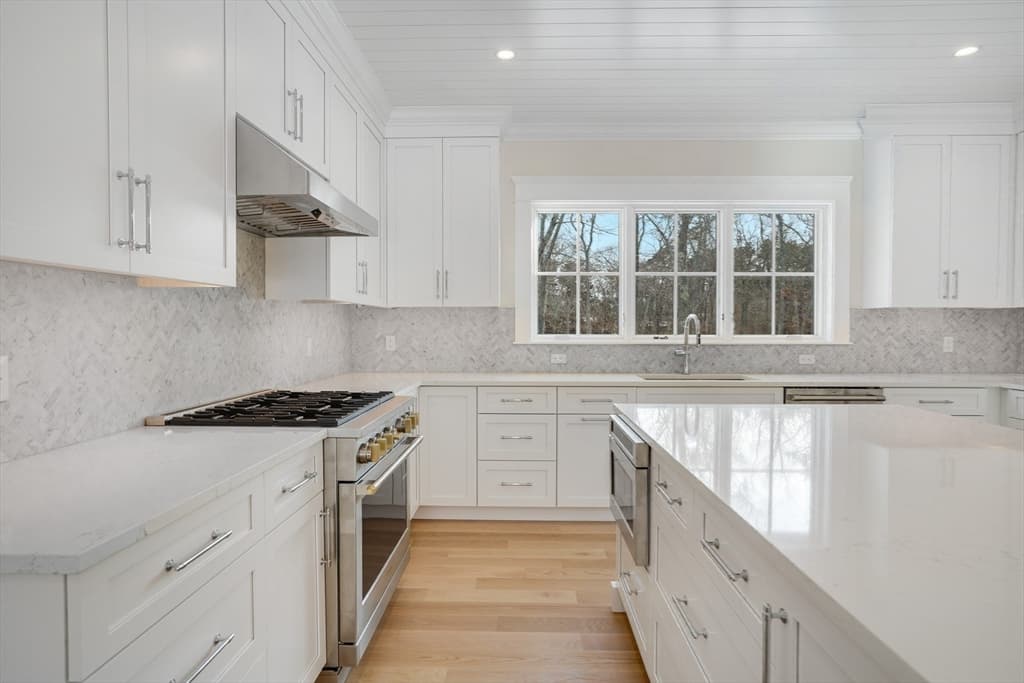 9 Marthas Way, Edgartown MA 02539 photo 15