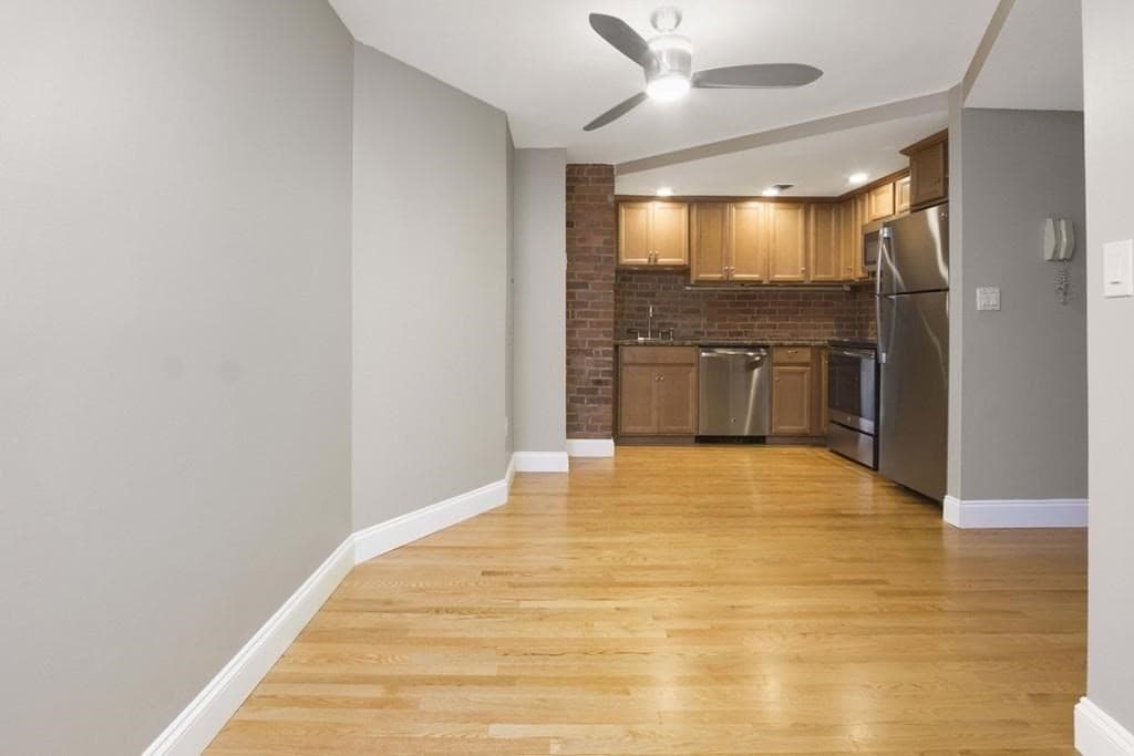 Condominium at 95 Gainsborough St # 7, Boston MA 02115, photo 3 of 14