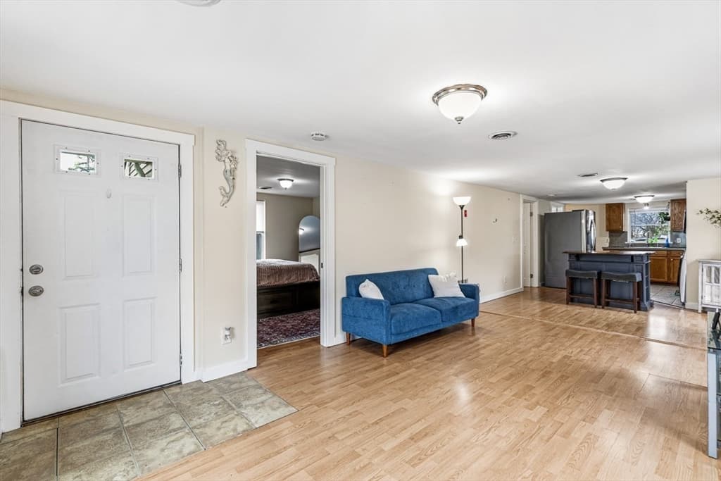 Single Family Residence at 126 Ocean View Ave, Swansea MA 02777, photo 6 of 35