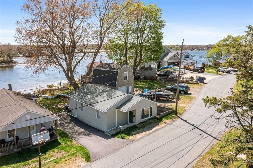Single Family Residence at 126 Ocean View Ave, Swansea MA 02777, photo 29 of 35