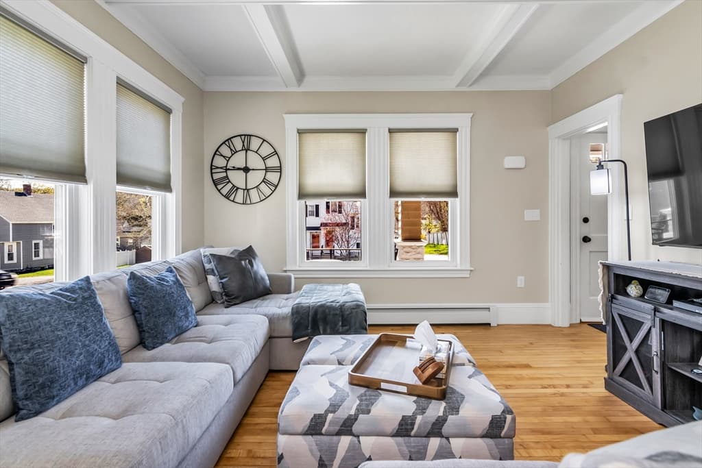 Single Family Residence at 19 Forest St, Haverhill MA 01832, photo 6 of 28