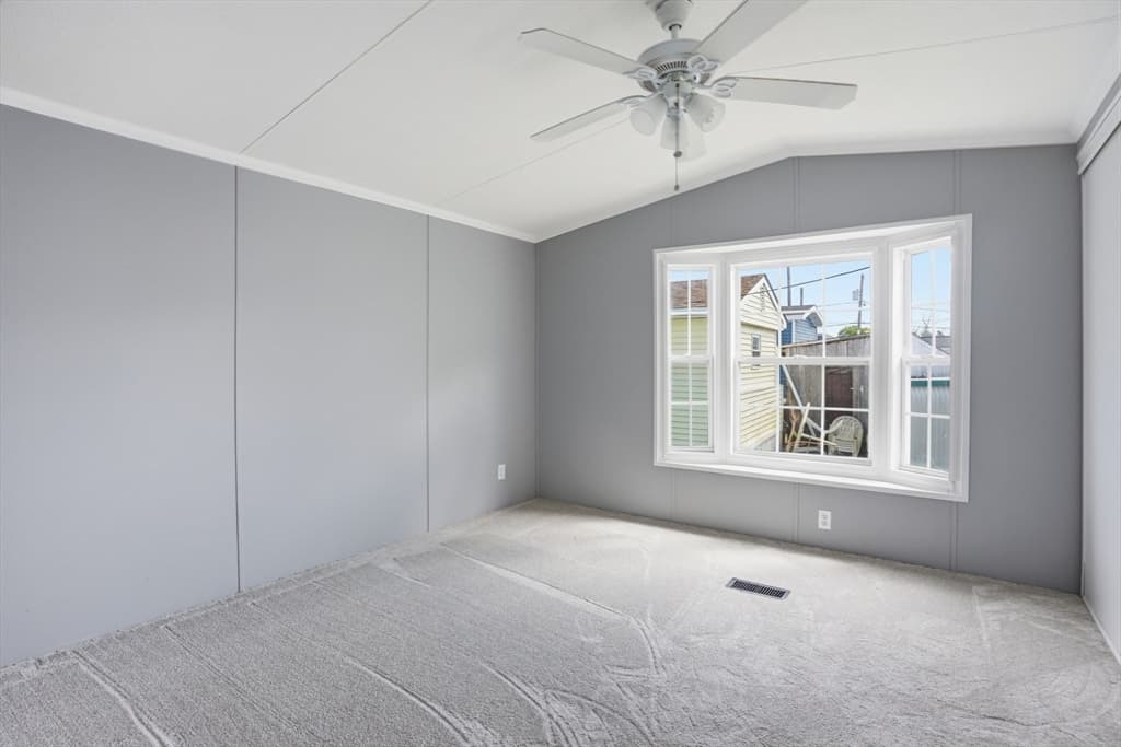 548 Kenyon Ave # 42, Attleboro MA 02703 photo 15