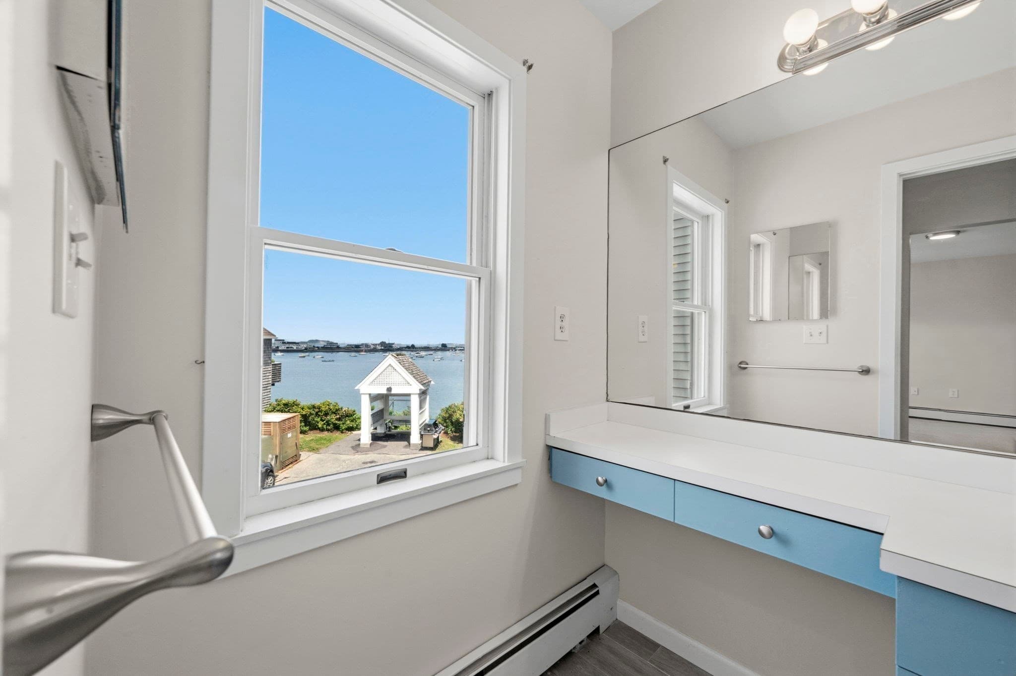 Condominium at 32 Commodore # 32, Hull MA 02045, Hull, photo 16 of 38