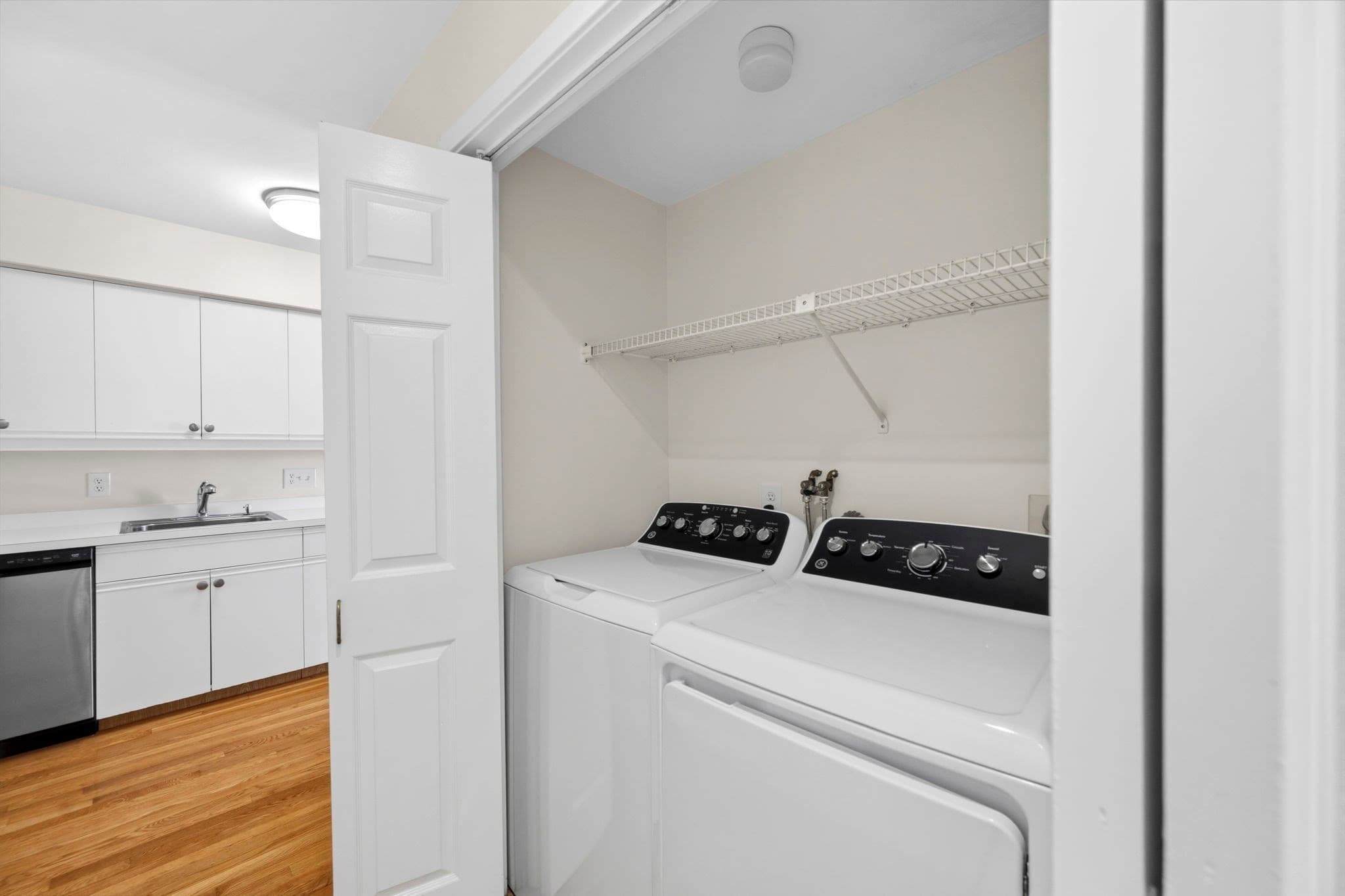 Condominium at 32 Commodore # 32, Hull MA 02045, Hull, photo 12 of 38