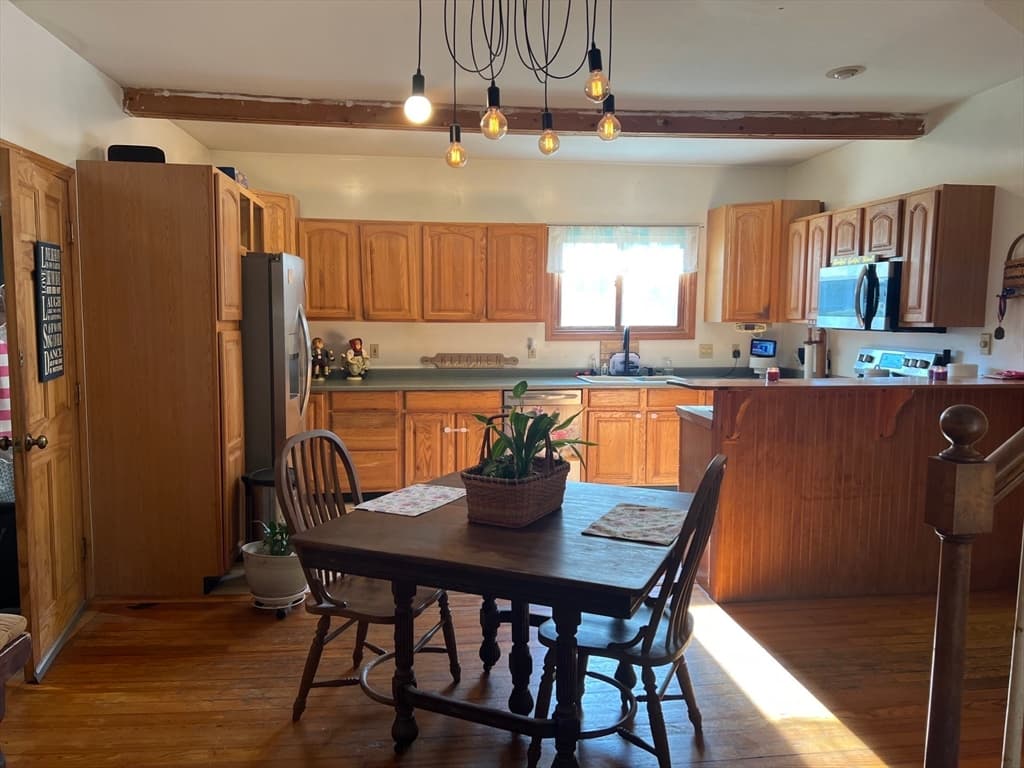 15 Hiram St, Acushnet MA 02743 photo 10