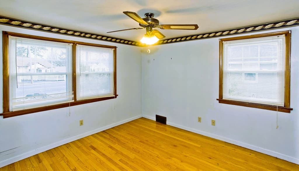185 East St, Springfield MA 01104 photo 11