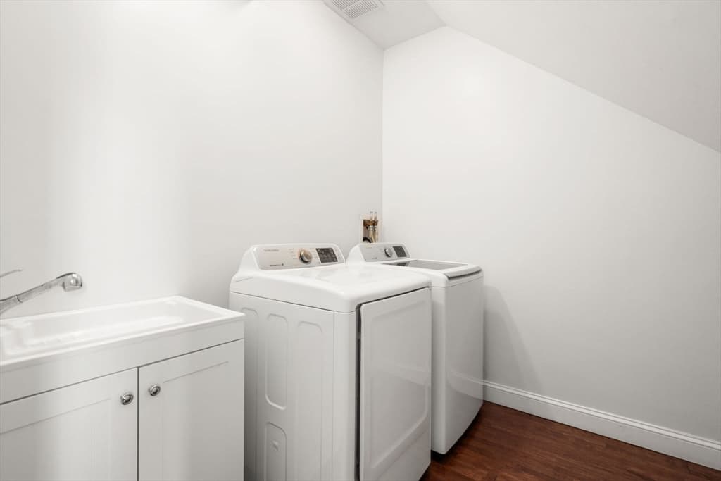 Condominium at 41 Sunset Ave # 41, Norwood MA 02062, photo 20 of 35