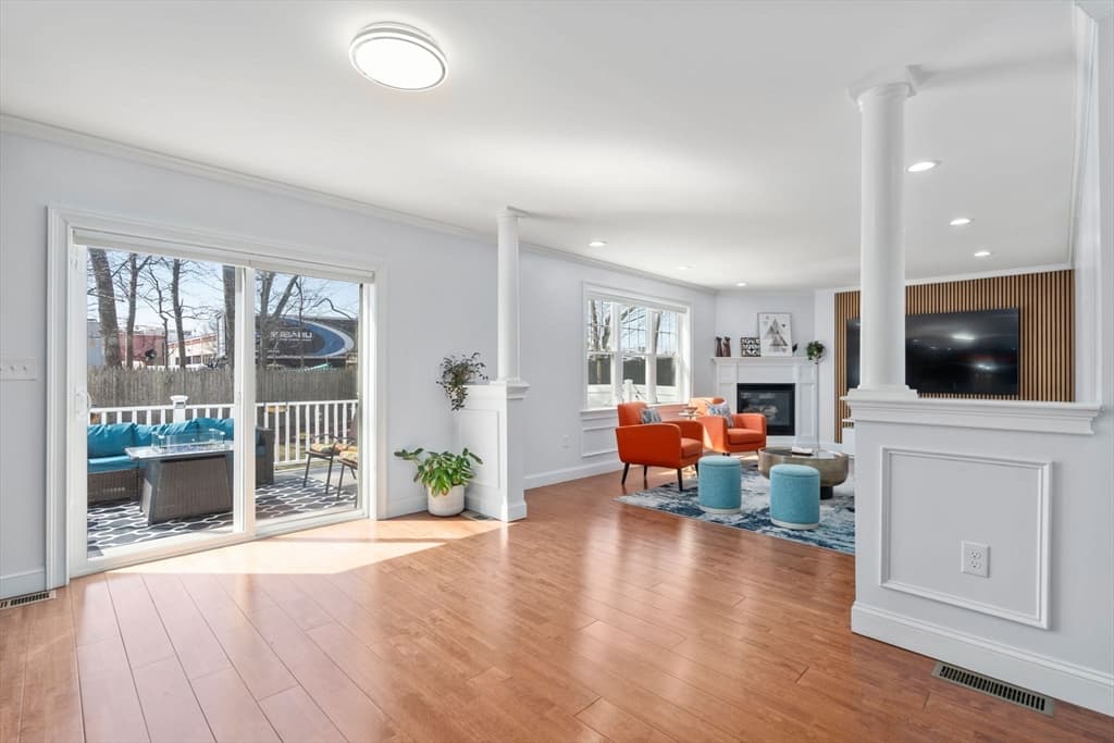 Condominium at 41 Sunset Ave # 41, Norwood MA 02062, photo 9 of 35