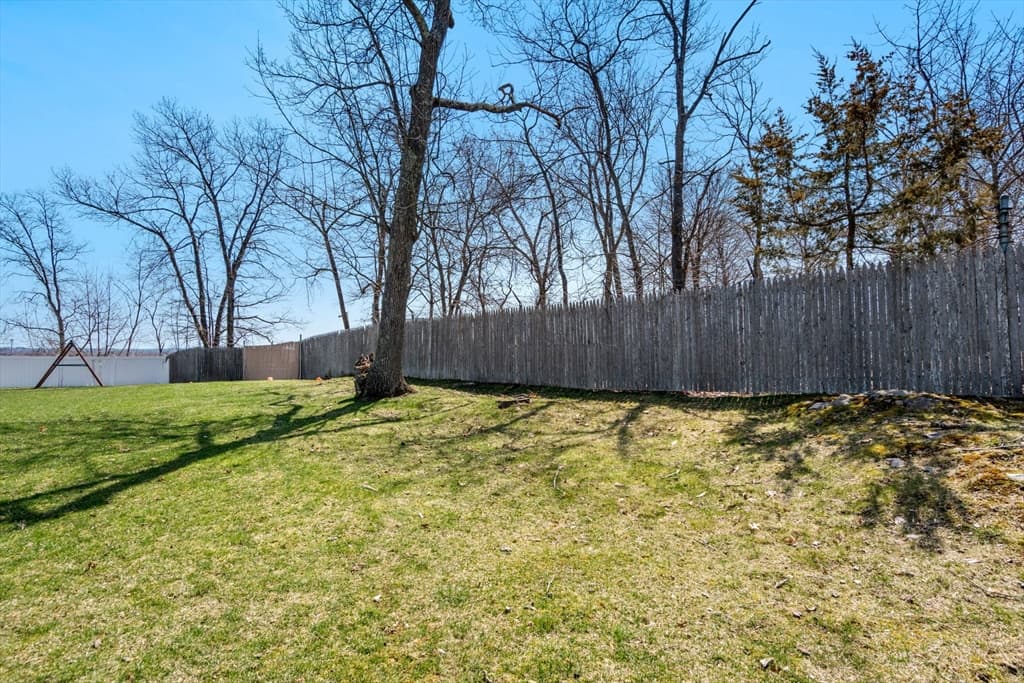 Condominium at 41 Sunset Ave # 41, Norwood MA 02062, photo 35 of 35