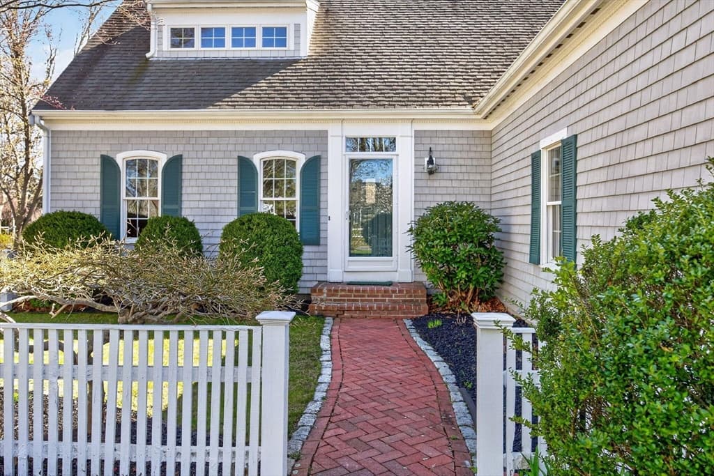 Single Family Residence at 127 Uncle Barneys Rd, Dennis MA 02670, Dennis, photo 4 of 42