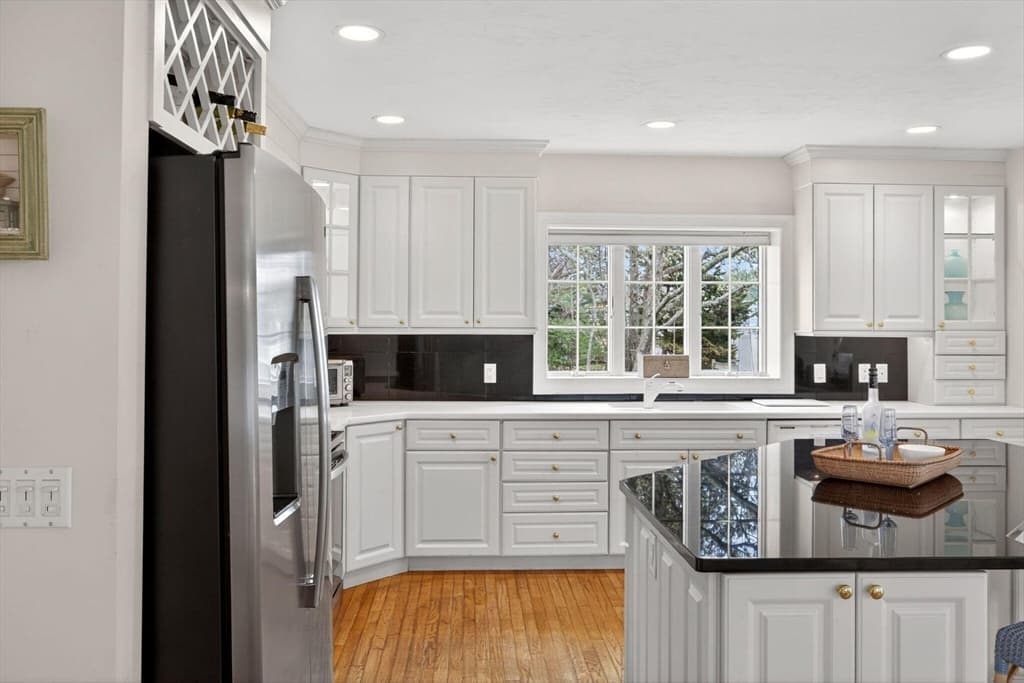 Single Family Residence at 127 Uncle Barneys Rd, Dennis MA 02670, Dennis, photo 8 of 42