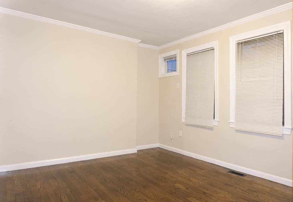 75 Elm, Watertown MA 02472 photo 7