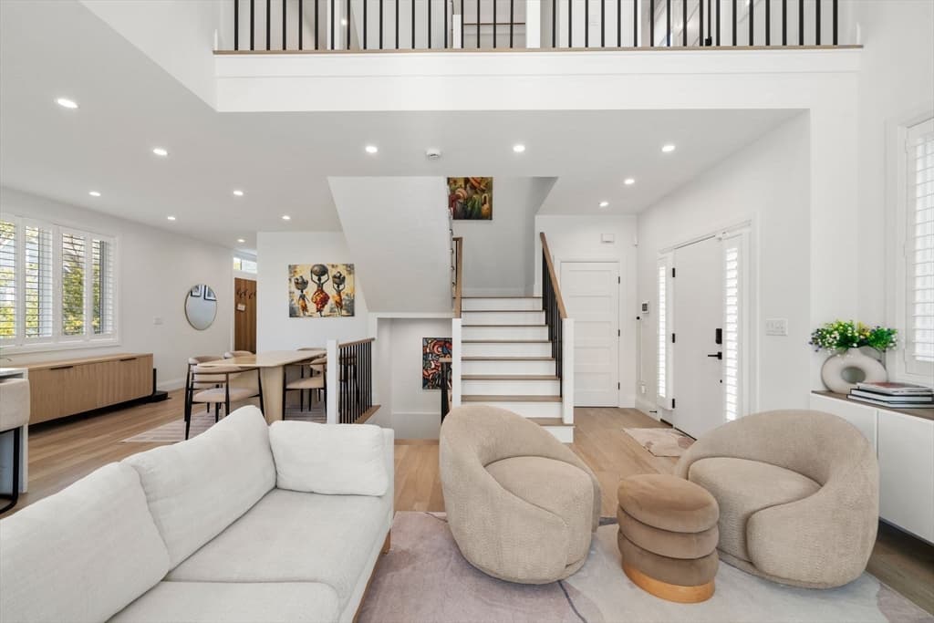 Condominium at 9 Johnson Pl # 9, Newton MA 02466, Newton, photo 2 of 42