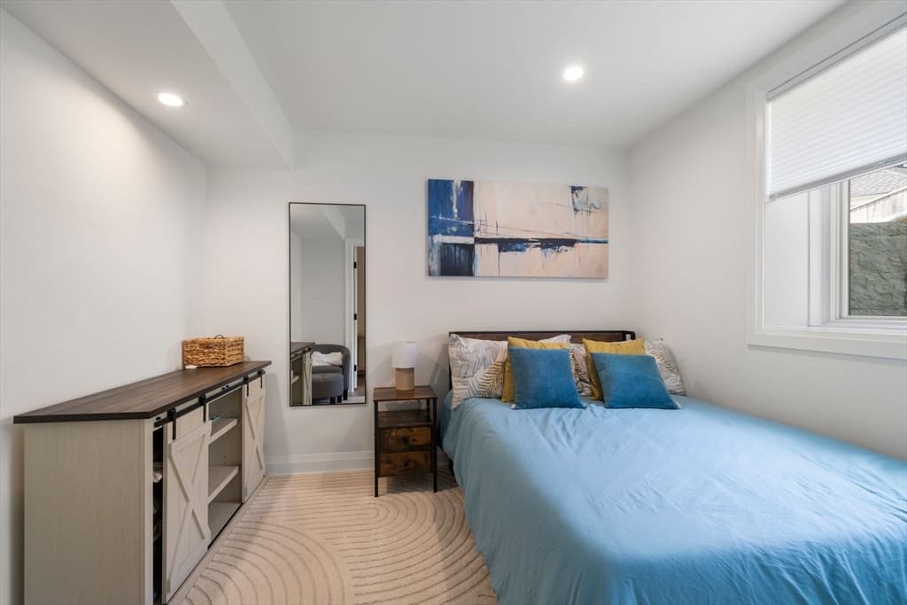 Condominium at 9 Johnson Pl # 9, Newton MA 02466, Newton, photo 14 of 42