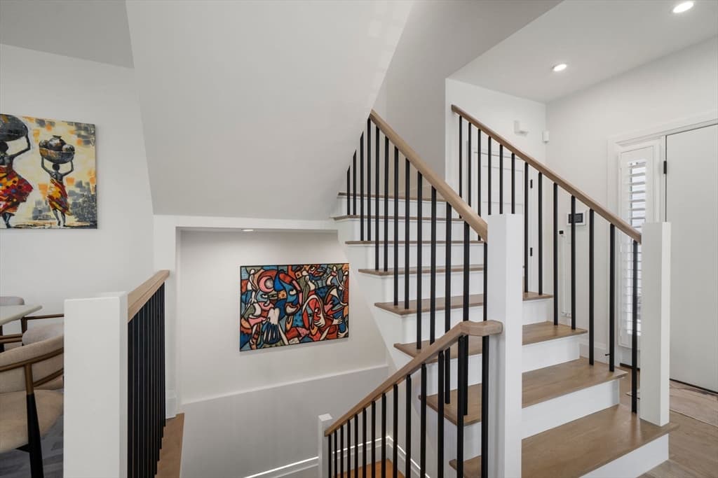 Condominium at 9 Johnson Pl # 9, Newton MA 02466, Newton, photo 15 of 42