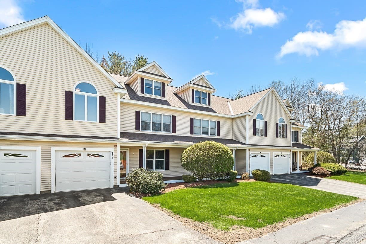 Condominium at 218 Rangeway Rd # 232, Billerica MA 01862, photo 29 of 38