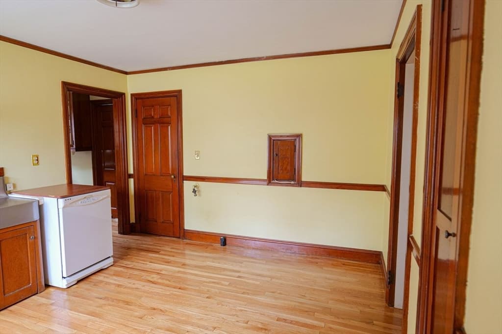 Single Family Residence at 36 Underwood, Pawtucket RI 02860, Pawtucket, photo 15 of 39