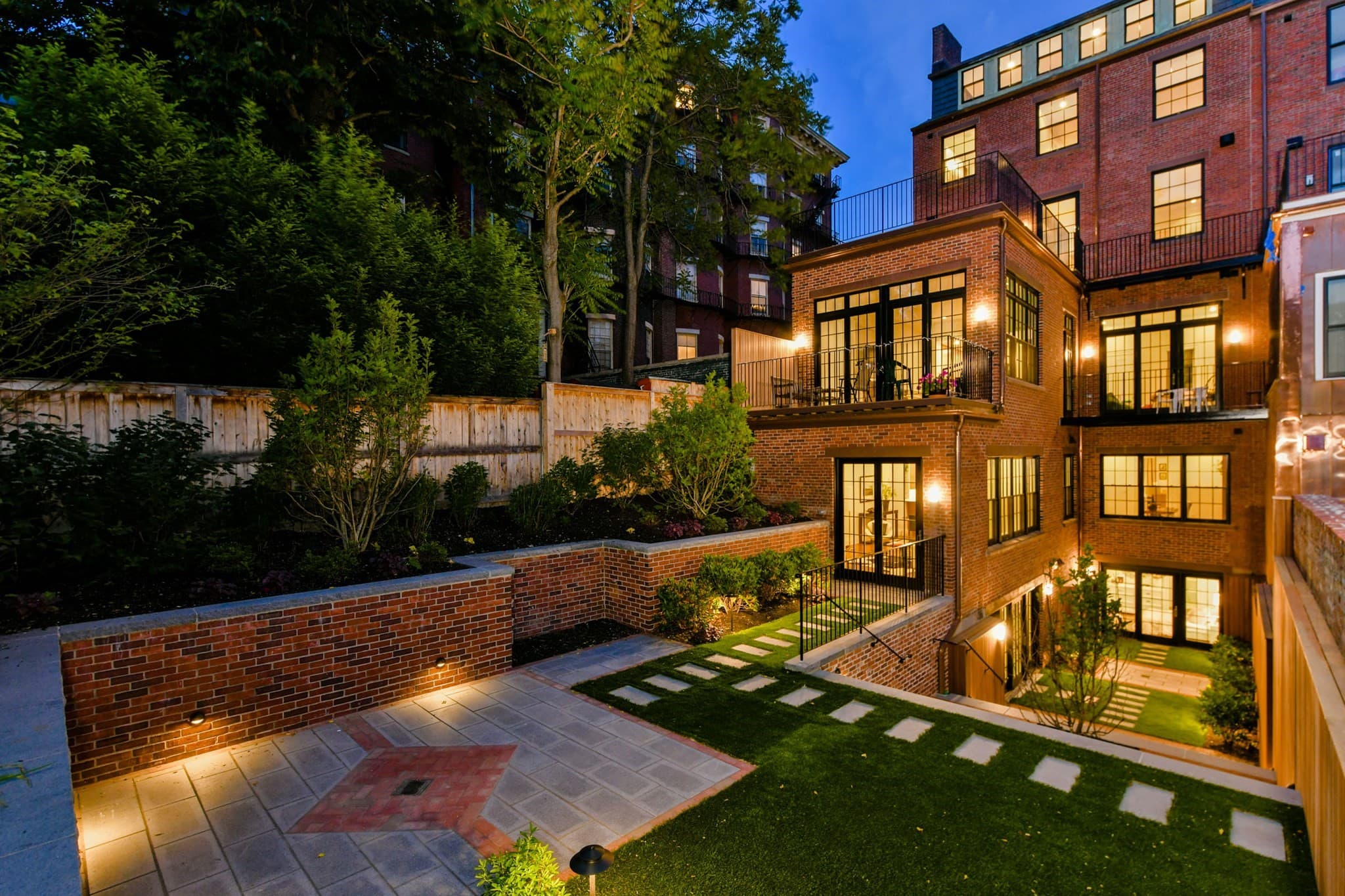 Condominium at 5 Joy, Boston MA 02108, photo 2 of 38
