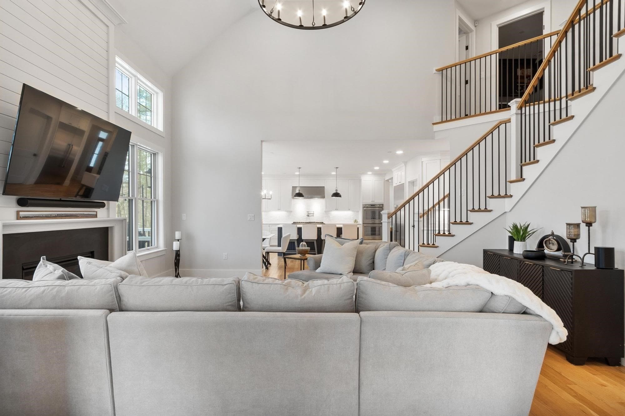 Single Family Residence at 1 Honeybee Pass, Hopkinton MA 01748, Hopkinton, photo 16 of 42