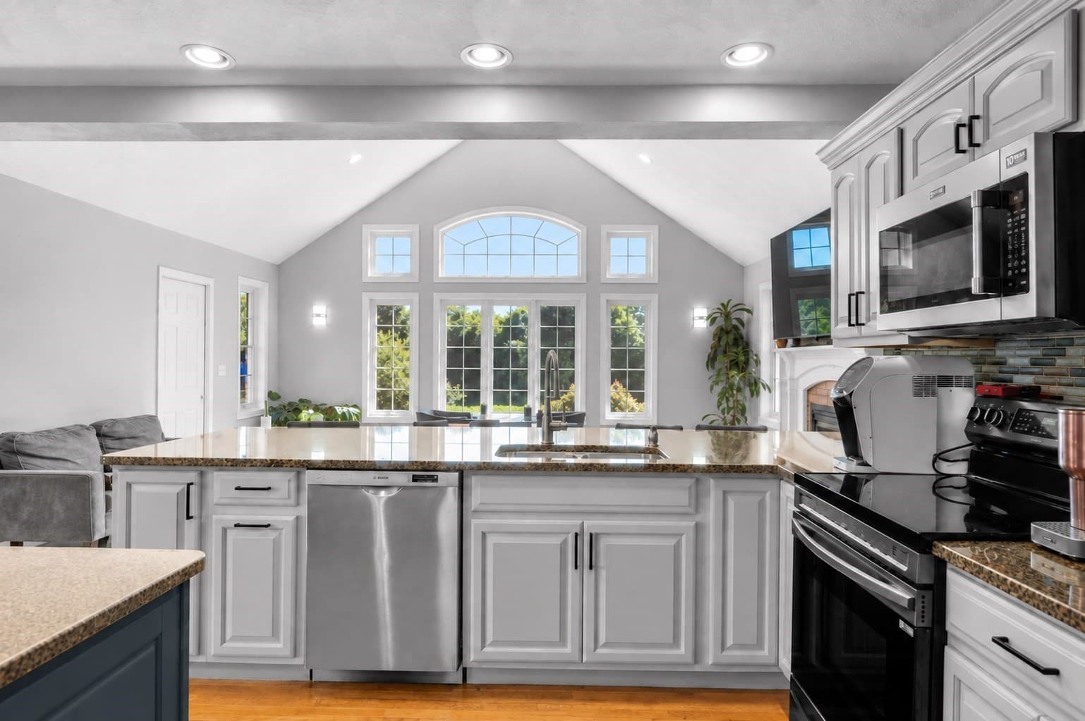 103 Barker St, North Andover MA 01845
